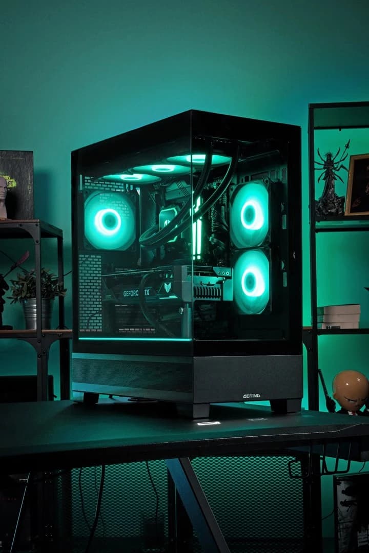 Kompiuteris Actina PC AMD Ryzen 7 9800X3D 32 GB DDR5-SDRAM 2 TB SSD NVIDIA GeForce RTX 5090 Midi Tower Black