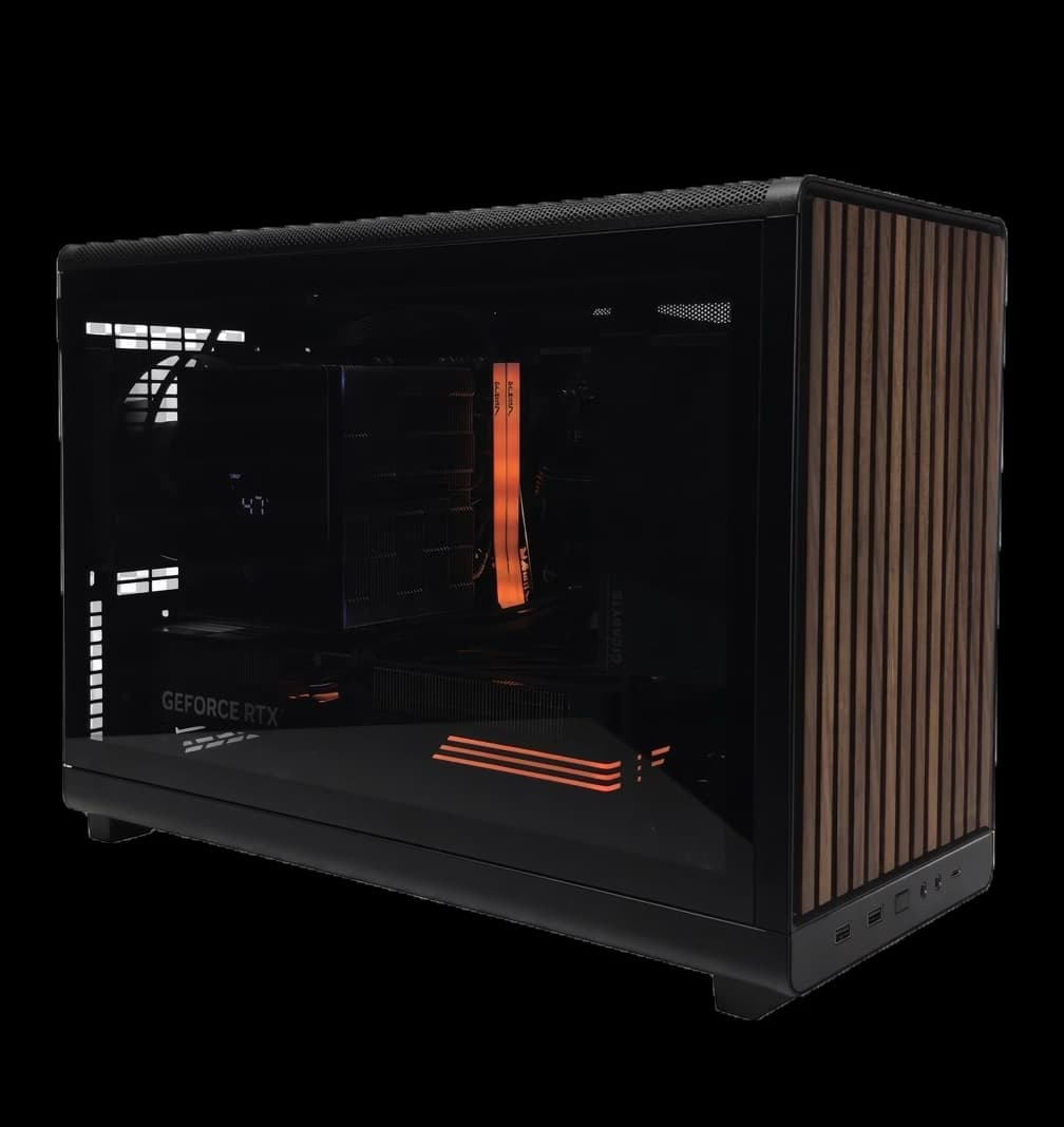 Žaidimų Kompiuteris Su Ryzen 7 7800x3D Ir RTX 5070 Ti